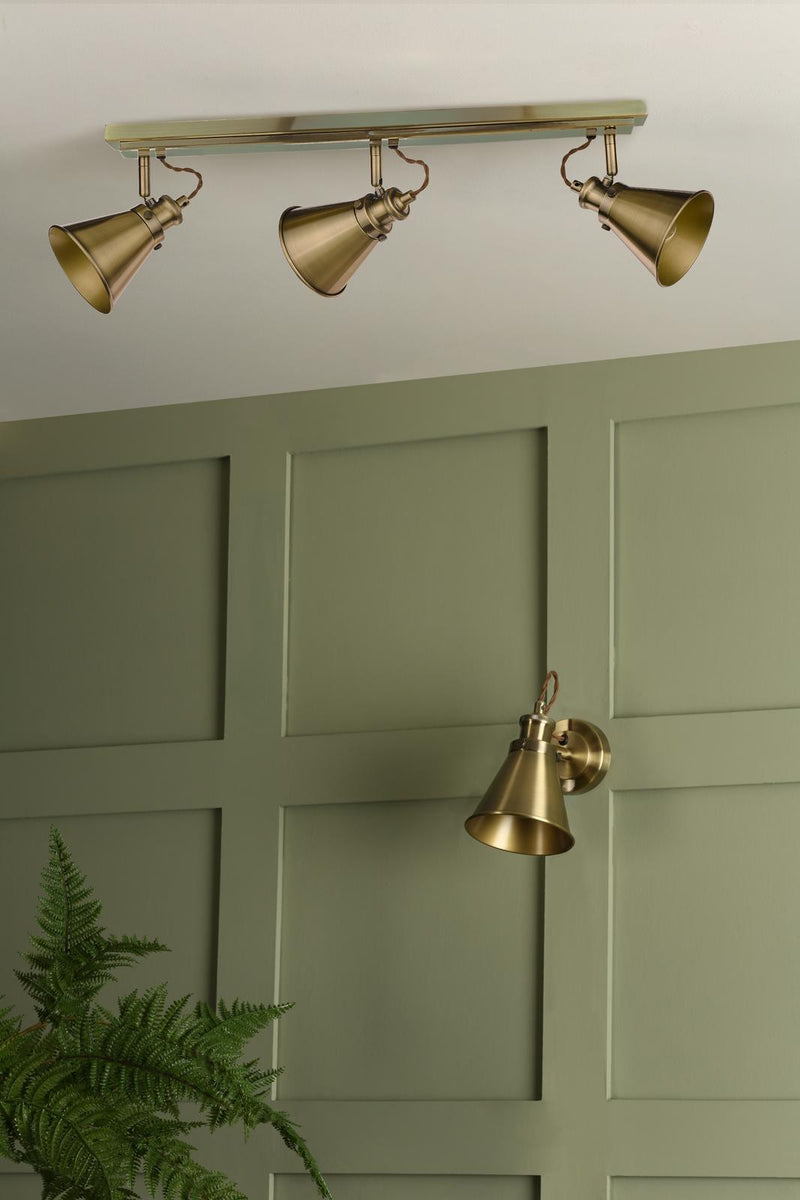 Laura Ashley Rufus 3lt Bar Spotlight Antique Brass • LA3756158-Q