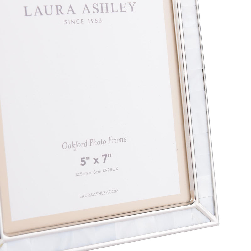 Laura Ashley Oakford Photo Frame Mother Of Pearl 5" x 7" • LA3756184-Q