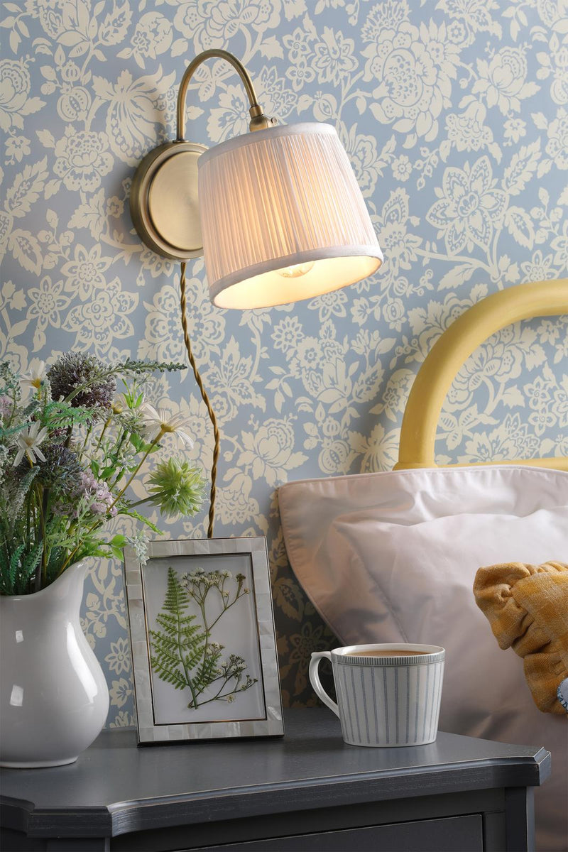 Laura Ashley Hemsley Plugged Wall Light Antique Brass With Shade • LA3756321-Q