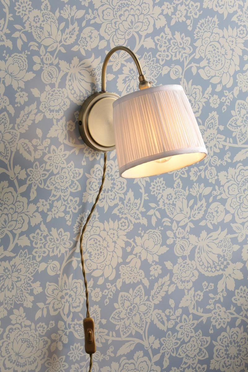 Laura Ashley Hemsley Plugged Wall Light Antique Brass With Shade • LA3756321-Q