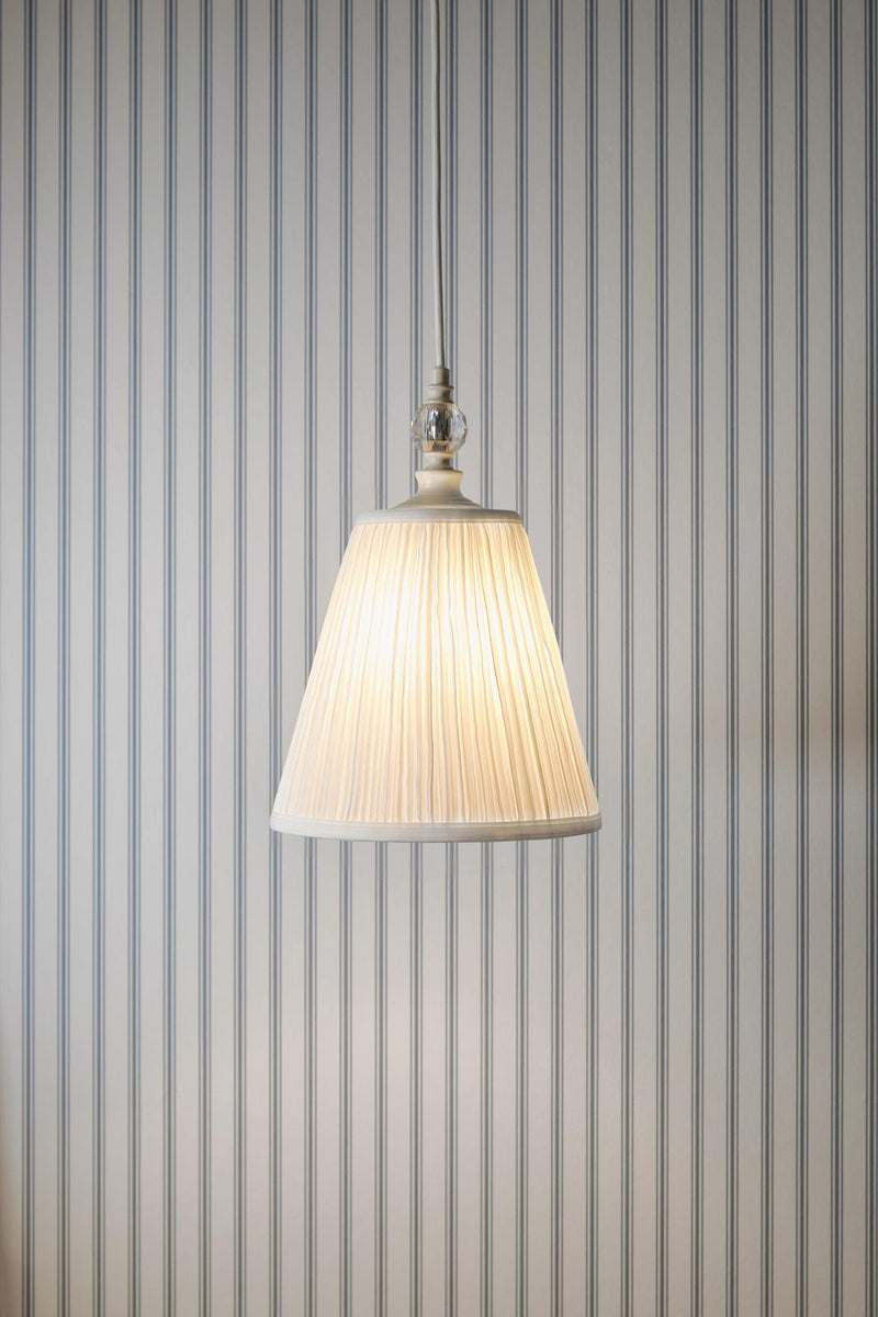 Laura Ashley Ellis Pendant Satin Cream and Crystal With Shade • LA3756389-Q