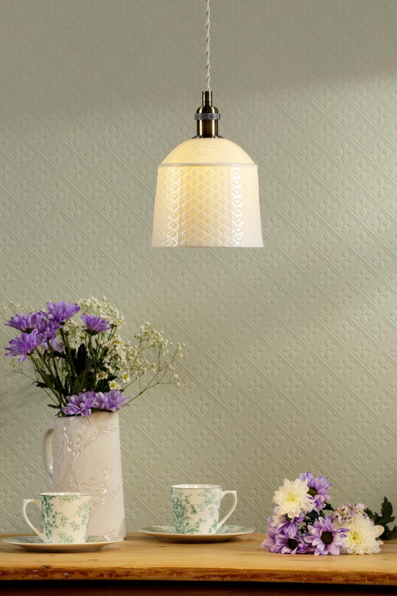 Laura Ashley Porcelain Pendant Cream and Antique Brass • LA3756729-Q