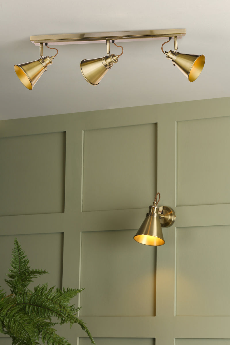 Laura Ashley Rufus 3lt Bar Spotlight Antique Brass • LA3756158-Q