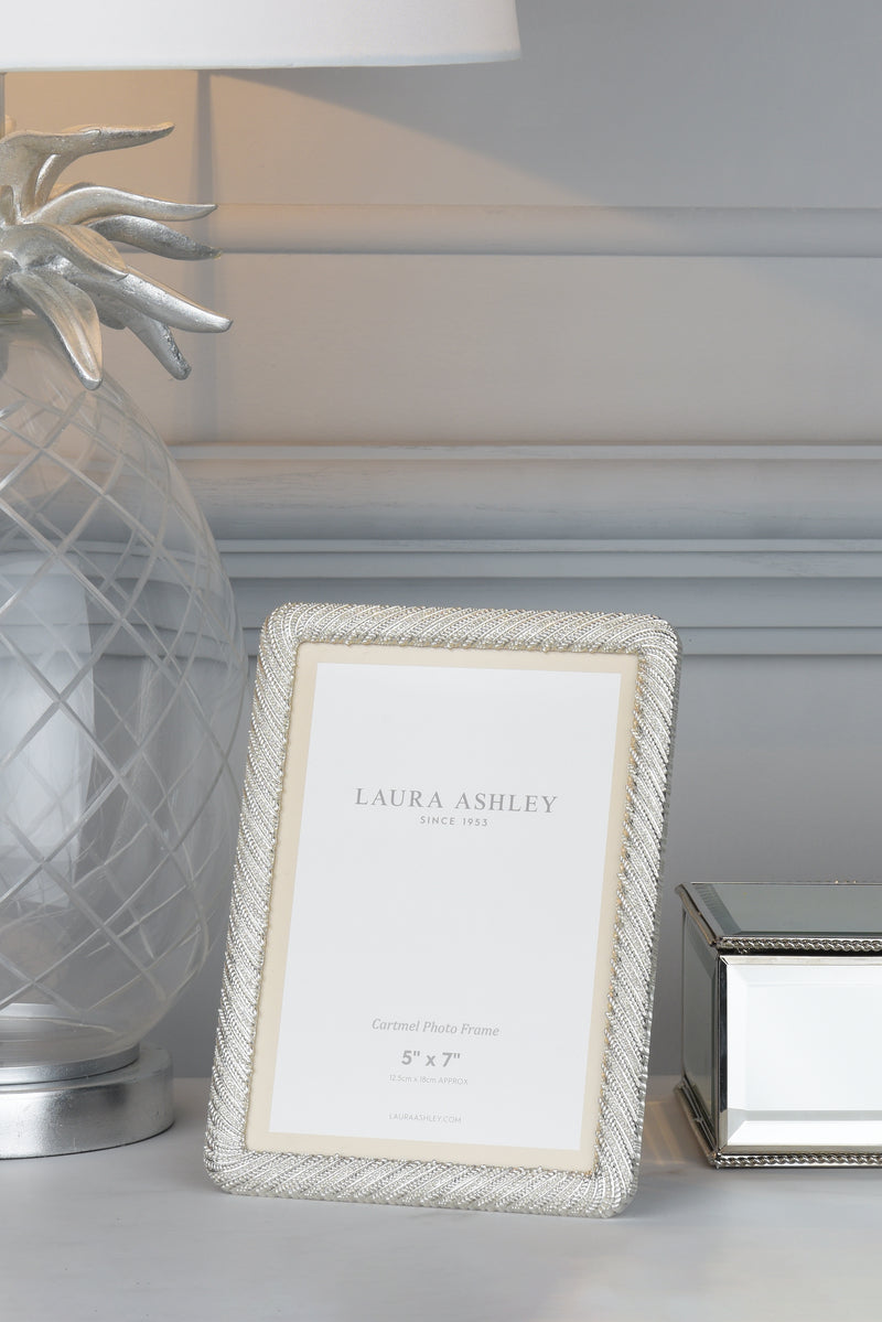 Laura Ashley Cartmel Photo Frame Polished Silver 5x7 inch • LA3756175-Q