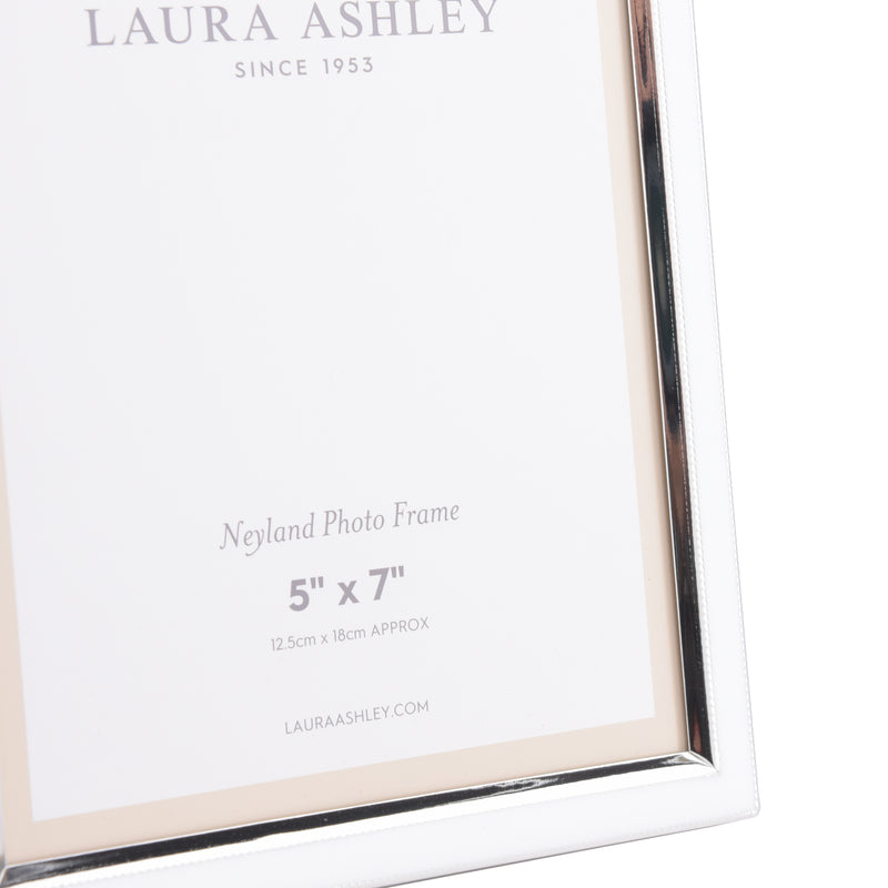 Laura Ashley Neyland Photo Frame Polished Silver 5x7 Inch • LA3756186-Q