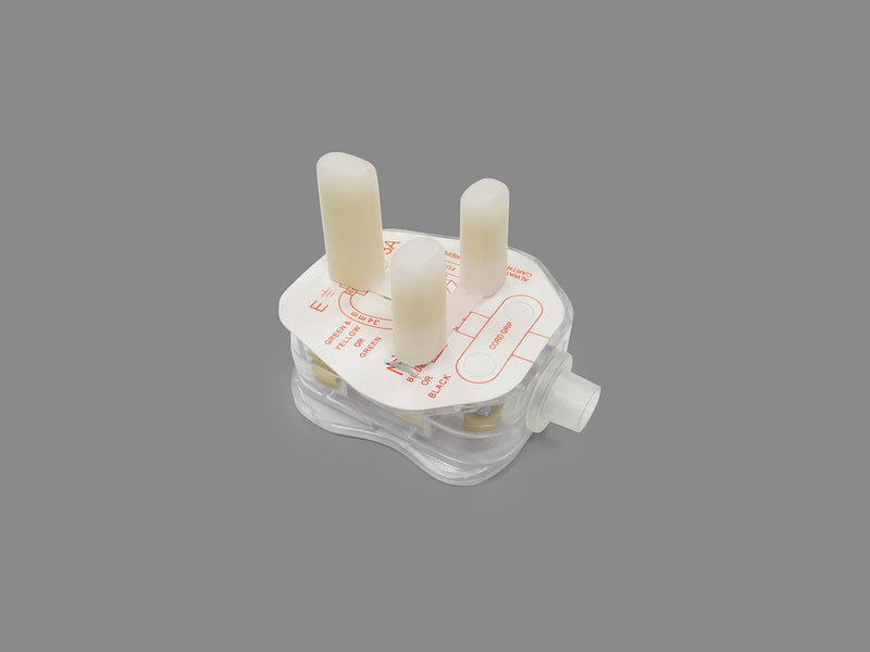 Deco Additions 13A Clear Plugtop • D0489