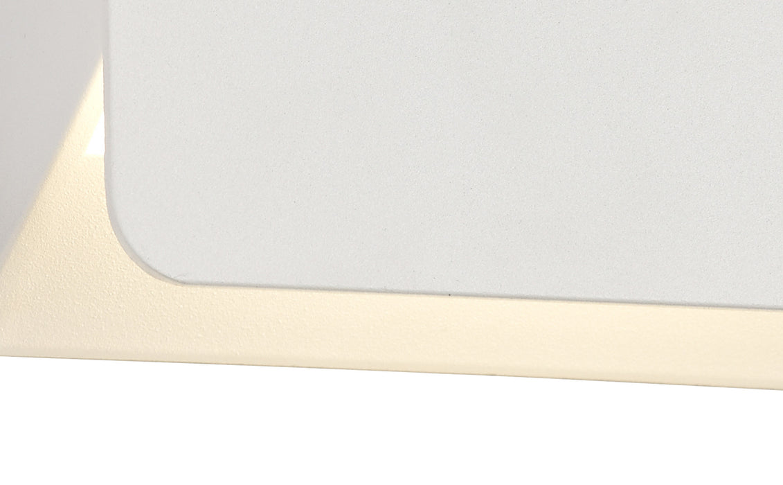 Regal Lighting SL-2097 1 Light Outdoor LED Wall Light Sand White IP54