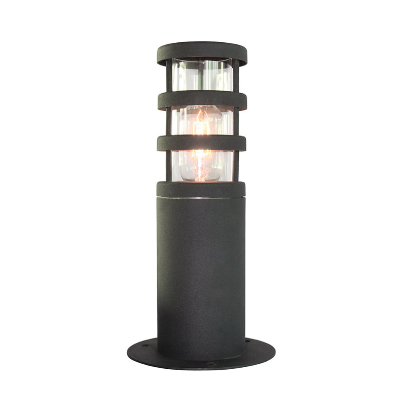 black outdoor wall light